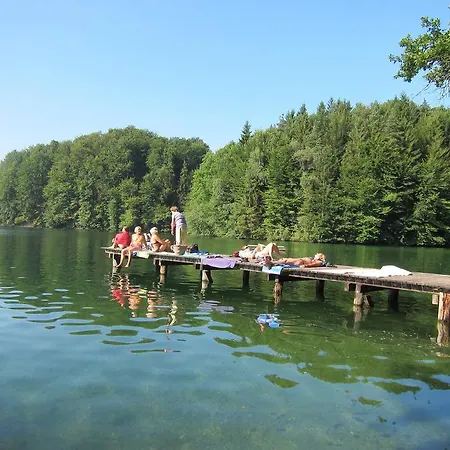 Lebensart-am-see-elegante-ferienwohnung-see-lodge-direkt-am-see *